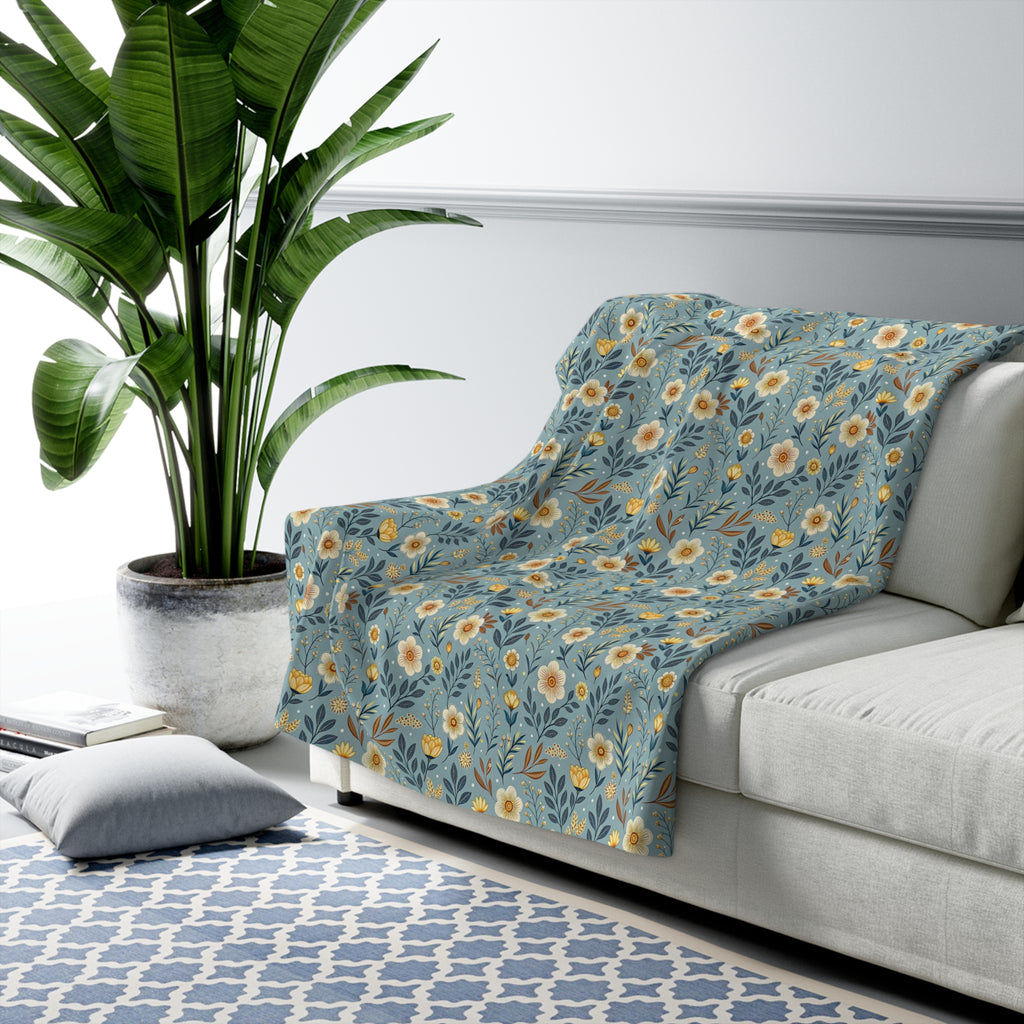 Floral Daisy Sherpa Blanket – Cozy Blue Wildflower Throw